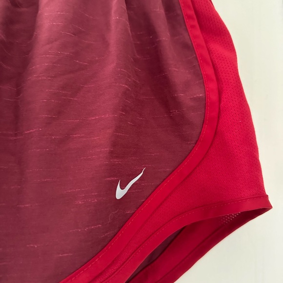 Nike Dry fit shorts - Picture 2 of 6
